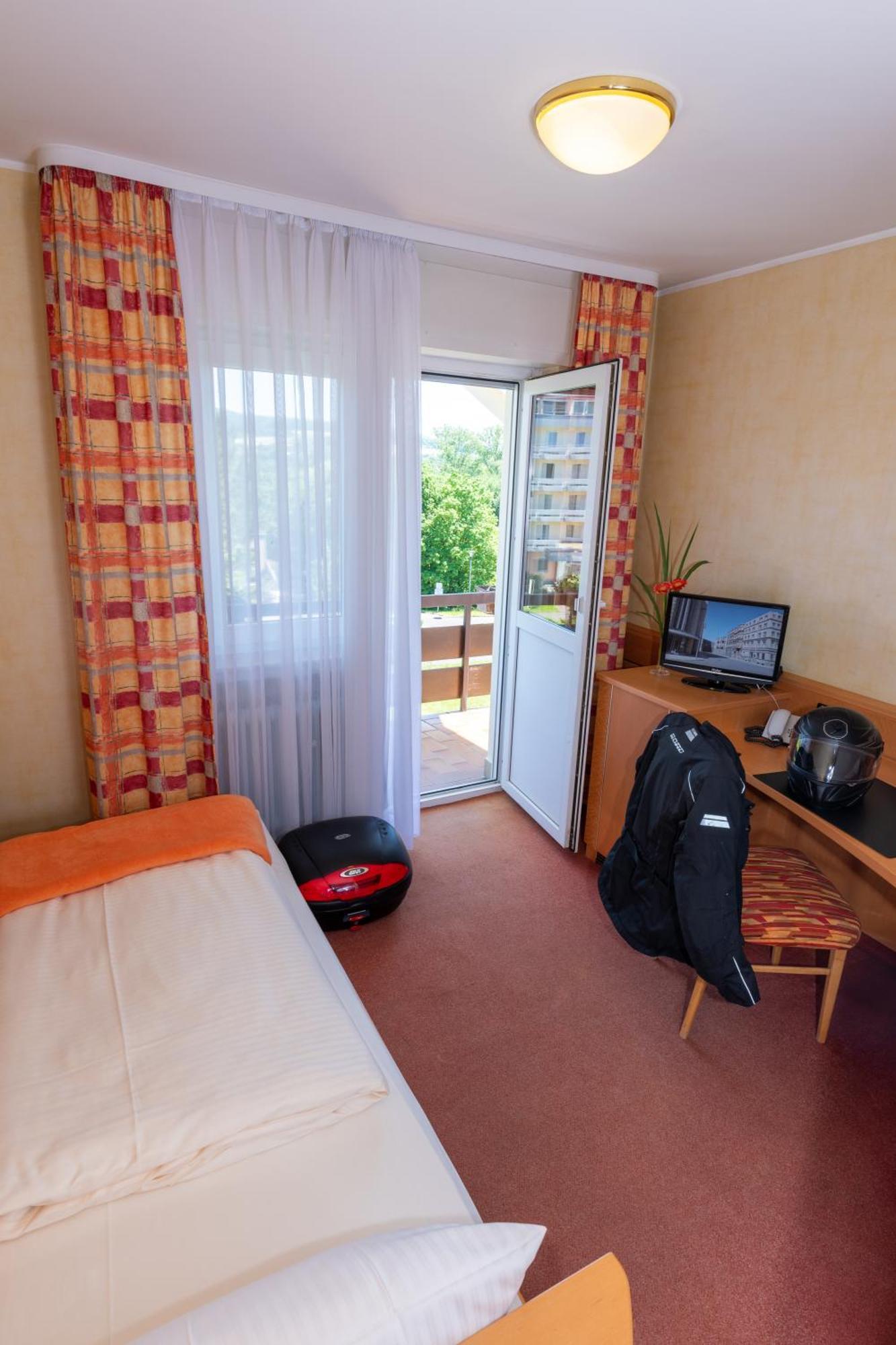 Kishotel Am Kurpark Bad Soden-Salmünster エクステリア 写真